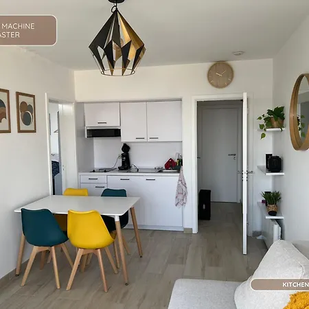 Le Sea View - Face A La Et Terrasse A Westende - Ideal Couple - 5min A Pied De La - Wifi 아파트 *